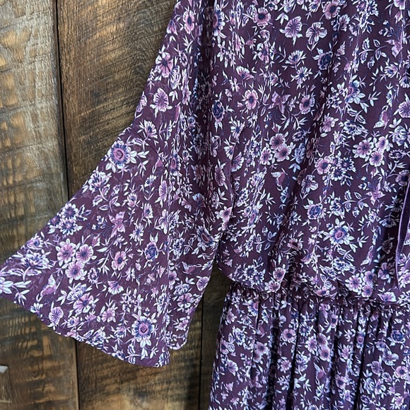Speechless women’s wine rose floral bell sleeve dress size 1X - Picture 3 of 5